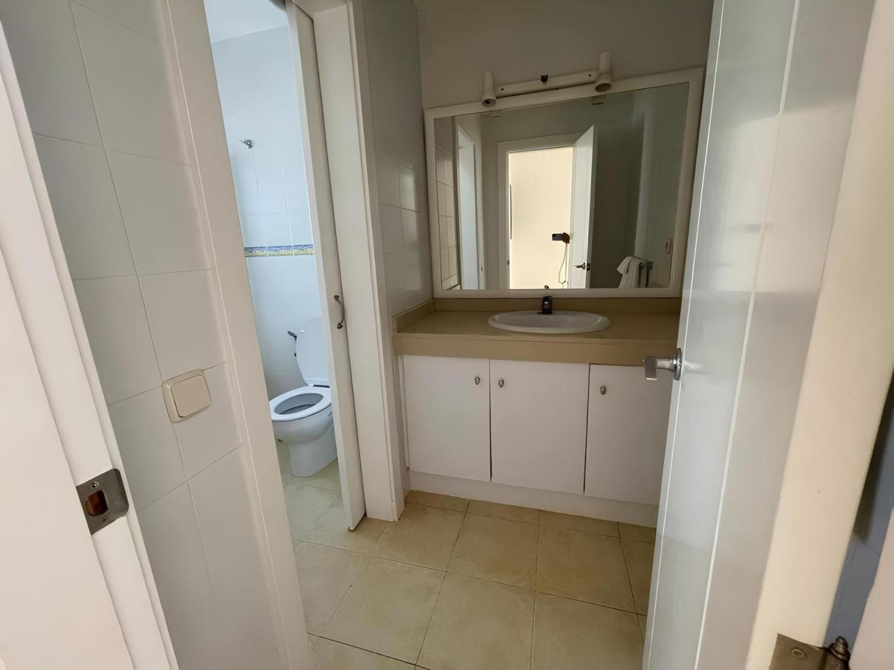 Bonita Villa Con Propio Entrada Y Con Piscina Сан-Бартоломе Экстерьер фото